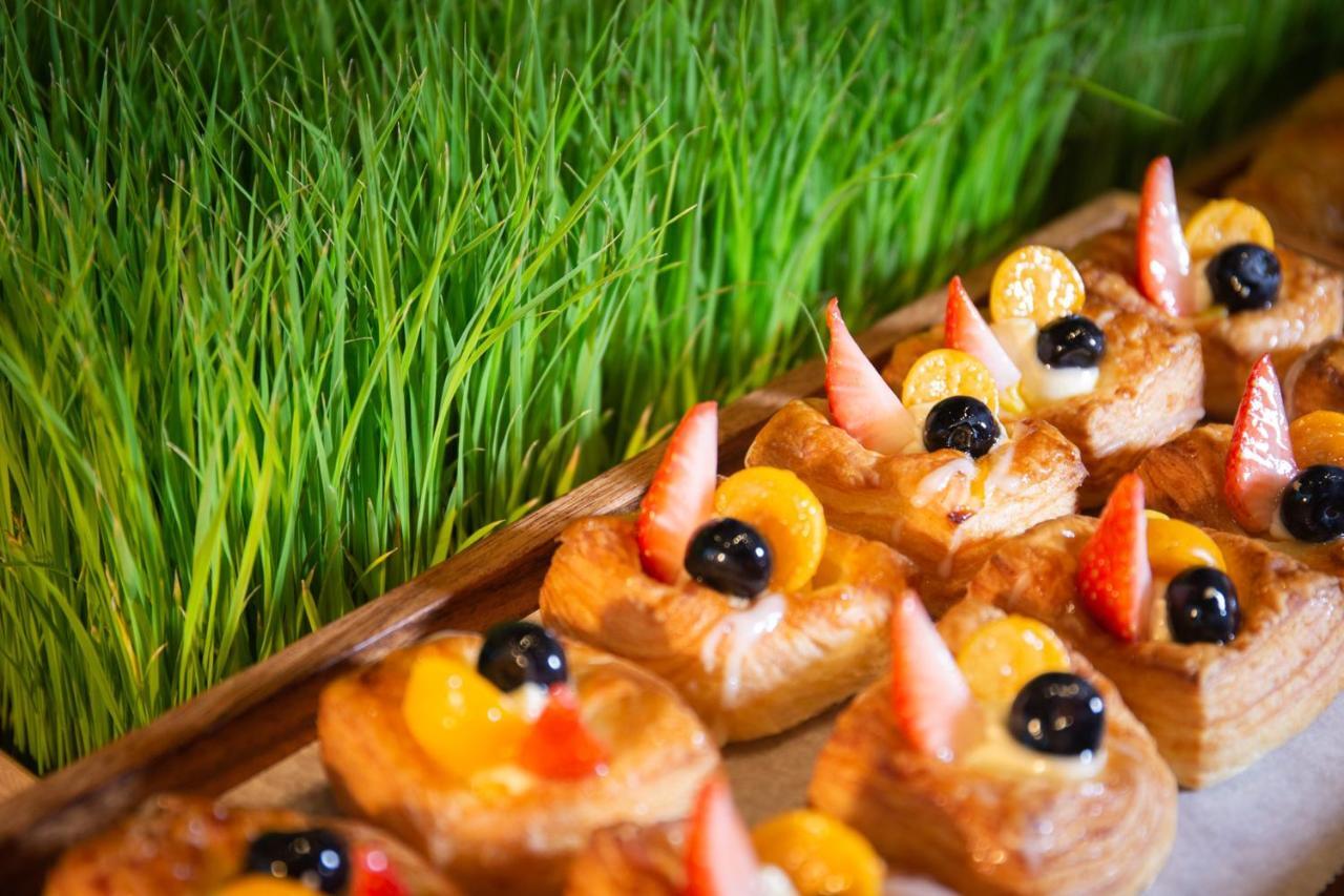 فندق أفاني+ ريفر سايد بانكوك المظهر الخارجي الصورة Wheatgrass